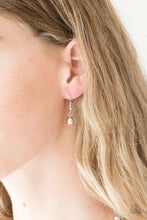 Load image into Gallery viewer, High Stakes Fame Silver Necklace