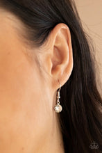 Load image into Gallery viewer, Flaunt Your Fringe White Necklace