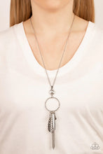 Load image into Gallery viewer, Tastefully Tasseled White Necklace