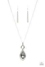 Load image into Gallery viewer, Glamorously Glaring Silver Necklace