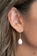Load image into Gallery viewer, Western Fable White Necklace