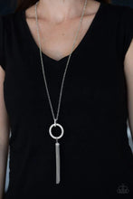 Load image into Gallery viewer, Straight to the Top White Necklace