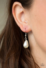 Load image into Gallery viewer, The Guest List White Necklace