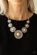Load image into Gallery viewer, Tiger Trap White Necklace