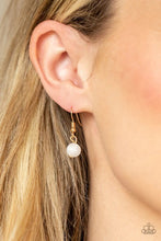 Load image into Gallery viewer, Elemental Elegance White Necklace