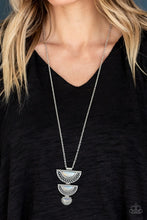 Load image into Gallery viewer, Serene Sheen White Necklace