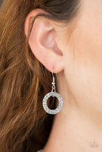Load image into Gallery viewer, Treasure Tease Silver Necklace