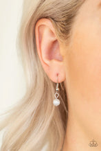 Load image into Gallery viewer, One Heart White Necklace