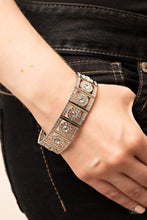 Load image into Gallery viewer, Ultra Upscale White Bracelet