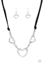 Load image into Gallery viewer, Fashionable Flirt Black Necklace