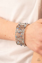Load image into Gallery viewer, Spring Greetings Blue Bracelet