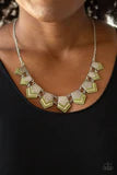 Load image into Gallery viewer, Pack Princess Green Necklace
