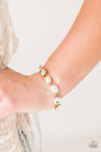 Load image into Gallery viewer, Deluxe Sparkle Gold Bracelet