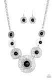 Load image into Gallery viewer, Tiger Trap Black Necklace