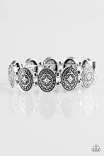 Load image into Gallery viewer, Girl Grandeur White Bracelet