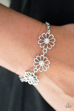 Load image into Gallery viewer, Dancing Daffodils White Bracelet