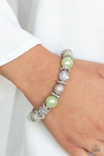 Load image into Gallery viewer, Sparkling Conversation Green Bracelet