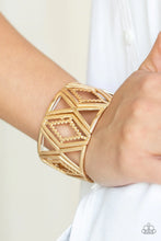 Load image into Gallery viewer, Textile Tango Gold Bracelet