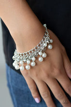 Load image into Gallery viewer, Duchess Diva White Bracelet