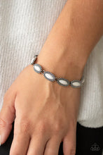 Load image into Gallery viewer, Mineral Magic White Bracelet