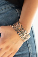 Load image into Gallery viewer, Texture Takedown Copper Bracelet