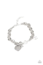 Load image into Gallery viewer, Lovable Luster White Bracelet