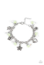 Load image into Gallery viewer, Retreat into Romance Green Bracelet