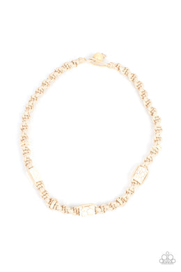 Explorer Exclusive White Urban Necklace