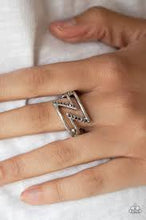 Load image into Gallery viewer, 5th Avenue Flash Silver Skinny Band Ring