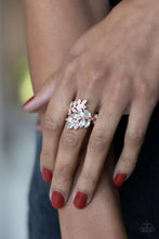 Load image into Gallery viewer, Glowing Gardenista Rose Gold Skinny Band Ring