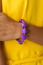 Load image into Gallery viewer, Trendsetting Tourist Purple Bracelet
