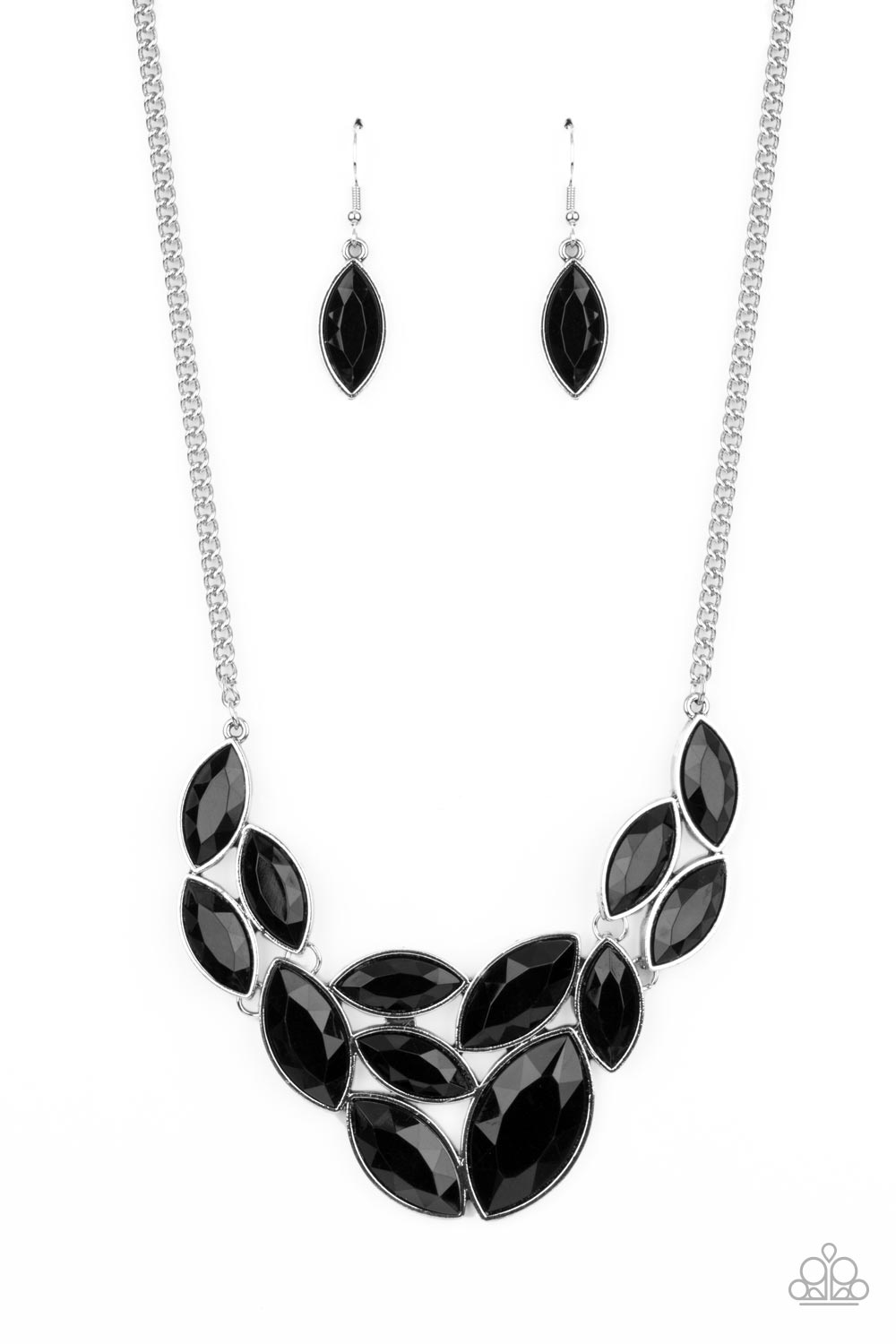 Glitzy Goddess Black Necklace