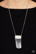 Load image into Gallery viewer, Plateau Pioneer White Necklace