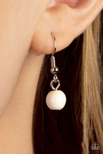 Load image into Gallery viewer, Plateau Pioneer White Necklace