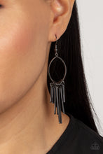 Load image into Gallery viewer, Mood Swing Black Earrings