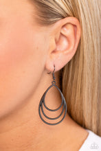 Load image into Gallery viewer, Trendy TIER-Drops Black Earrings