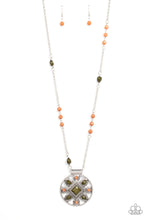 Load image into Gallery viewer, Sierra Showroom Green Necklace
