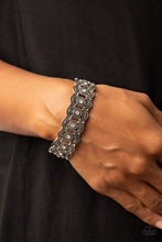 Load image into Gallery viewer, Rapturous Romance White Bracelet