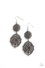Load image into Gallery viewer, Floral Favorite Green Earrings