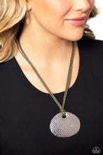 Load image into Gallery viewer, Rural Reflex Green Necklace