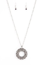 Load image into Gallery viewer, Wintry Wreath Purple Necklace