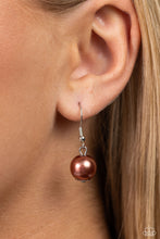 Load image into Gallery viewer, Yacht Catch Brown Necklace