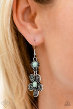 Load image into Gallery viewer, Simply Santa Fe Bohemian Blossom Blue Fashion Fix November 2022