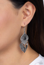 Load image into Gallery viewer, Desert Canopy Black Earrings