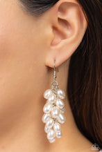 Load image into Gallery viewer, Pearl Posse White Earrings