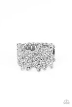 Load image into Gallery viewer, Sizzling Shimmer White Ring