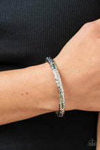 Load image into Gallery viewer, Reinvented Refinement Green Bracelet
