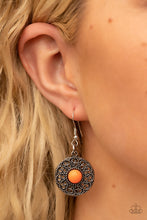 Load image into Gallery viewer, Detail Orientated Orange Necklace