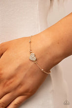 Load image into Gallery viewer, Heartachingly Adorable Gold Bracelet