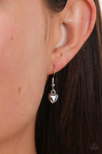 Load image into Gallery viewer, Lovestruck Shimmer Silver Necklace